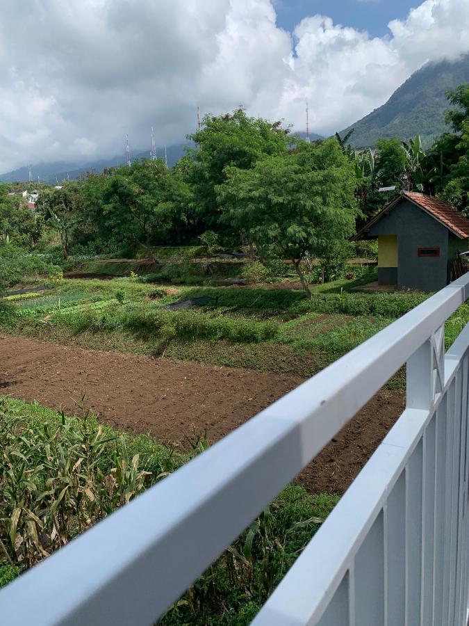 Kayz Villa Batu Dengan Kolam Renang Pribadi Екстер'єр фото