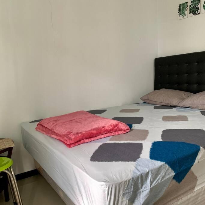 Kayz Villa Batu Dengan Kolam Renang Pribadi Екстер'єр фото